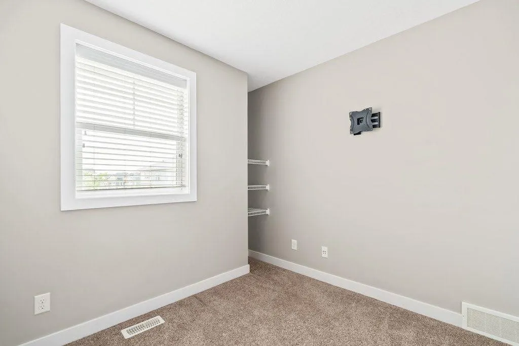 4 Evanscrest Gardens NW