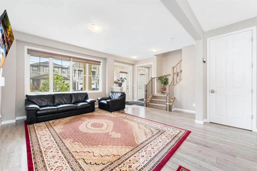 44 Cityside Green NE