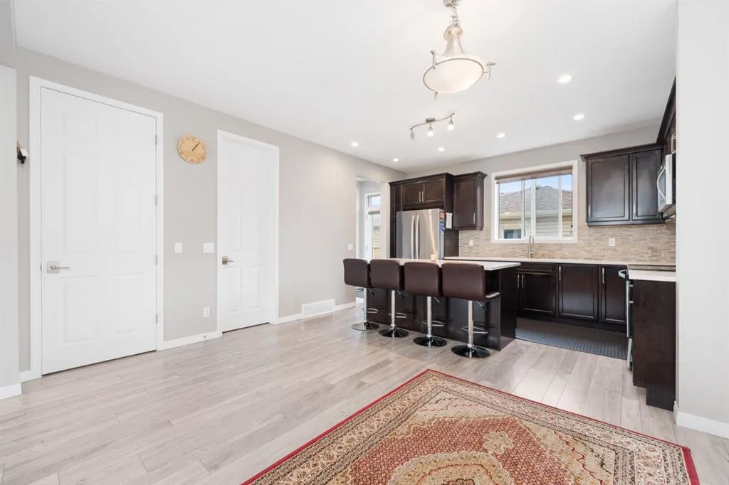 44 Cityside Green NE