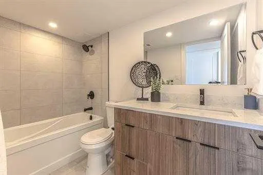 1330 15 Avenue SW, #407