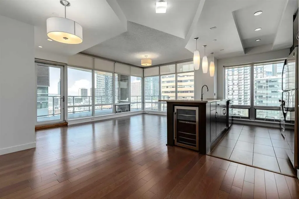530 12 Avenue SW, #802