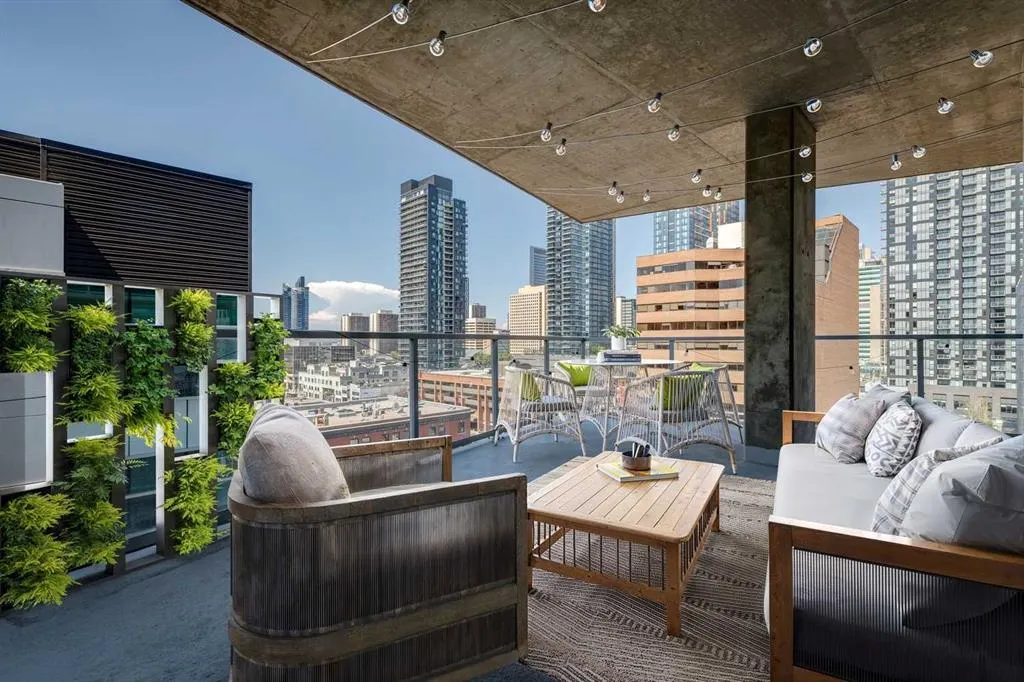 530 12 Avenue SW, #802