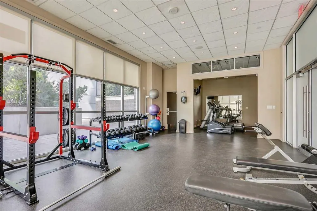 530 12 Avenue SW, #802