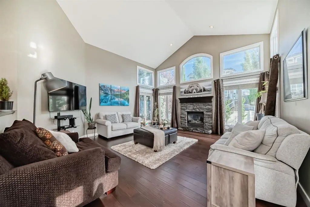 68 Ridge View Close