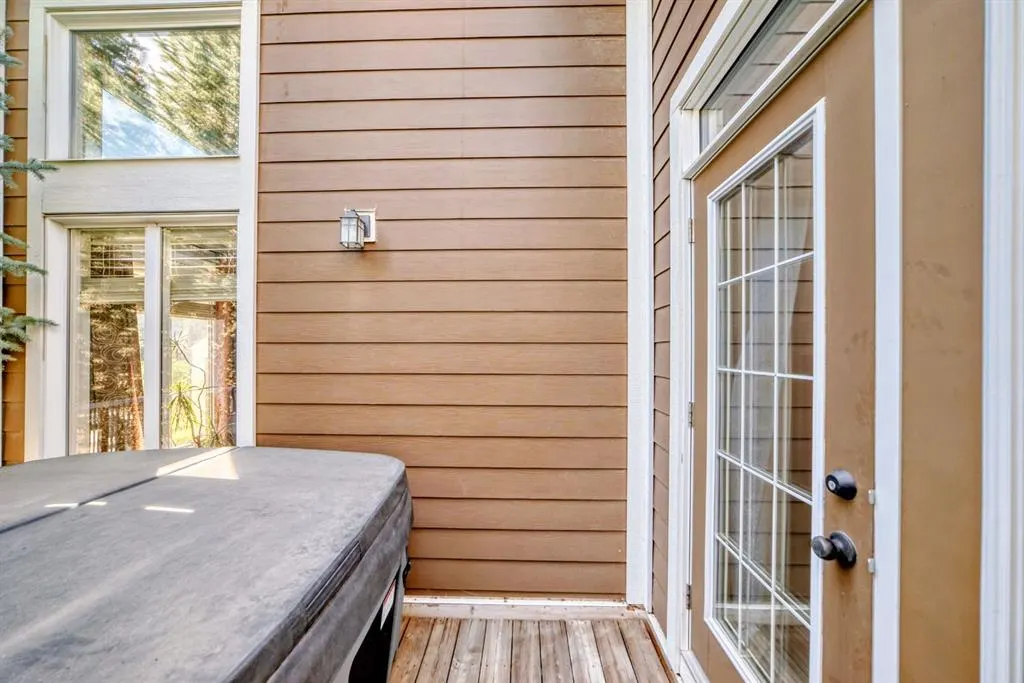 68 Ridge View Close