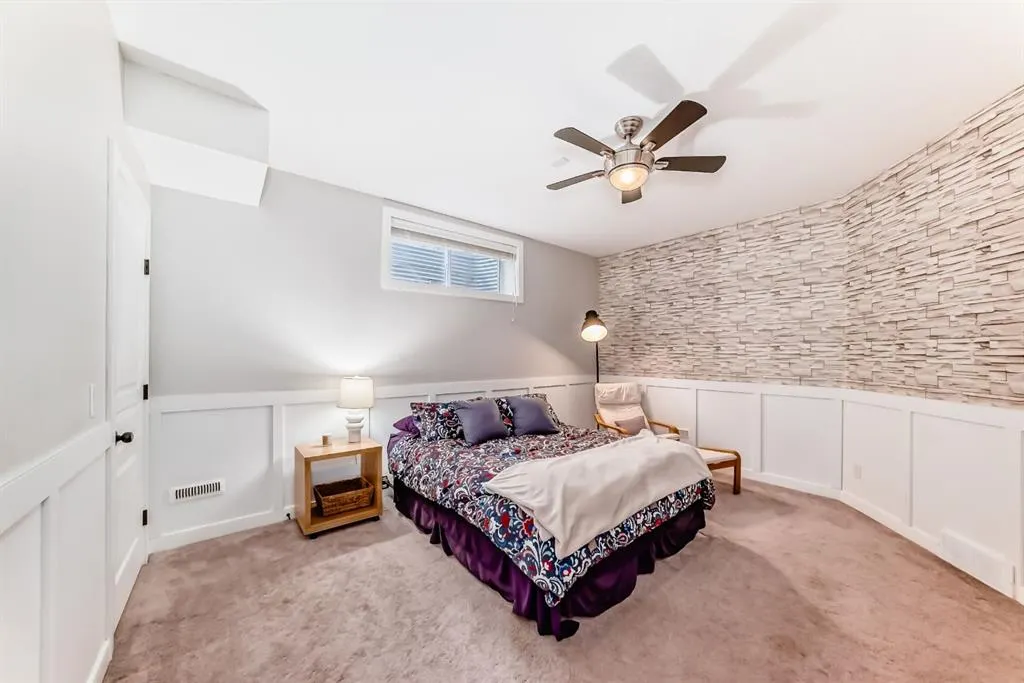 68 Ridge View Close