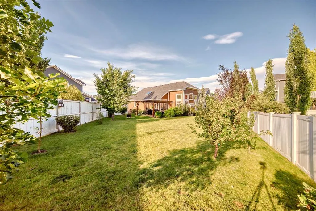 68 Ridge View Close