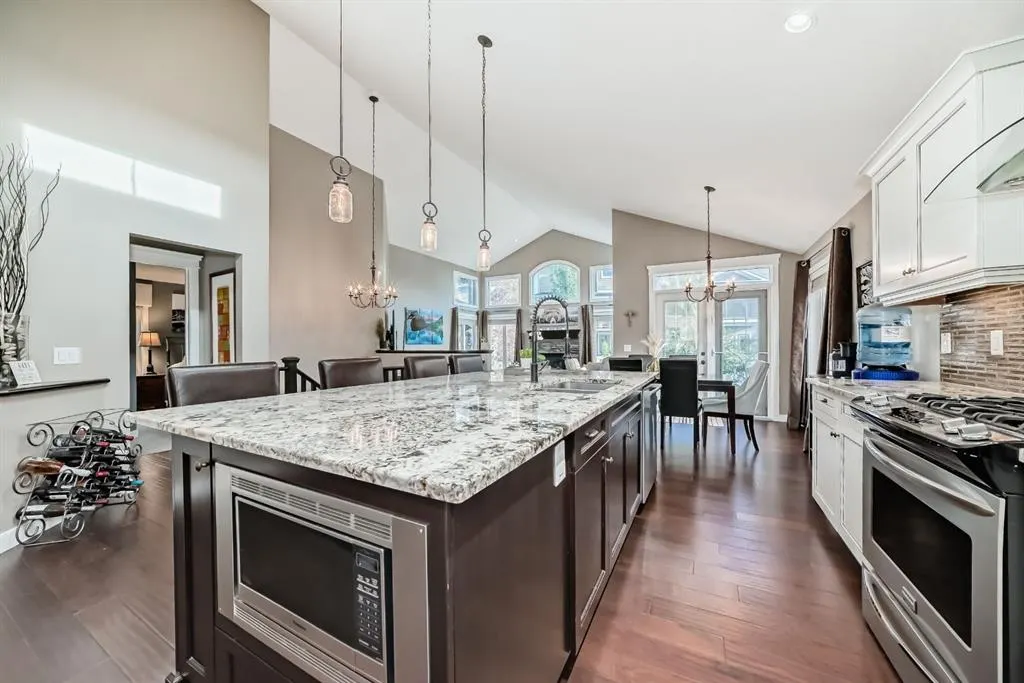 68 Ridge View Close