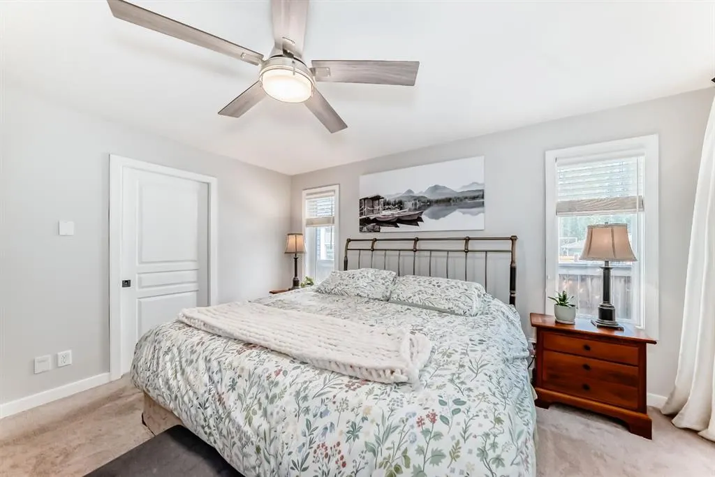 68 Ridge View Close