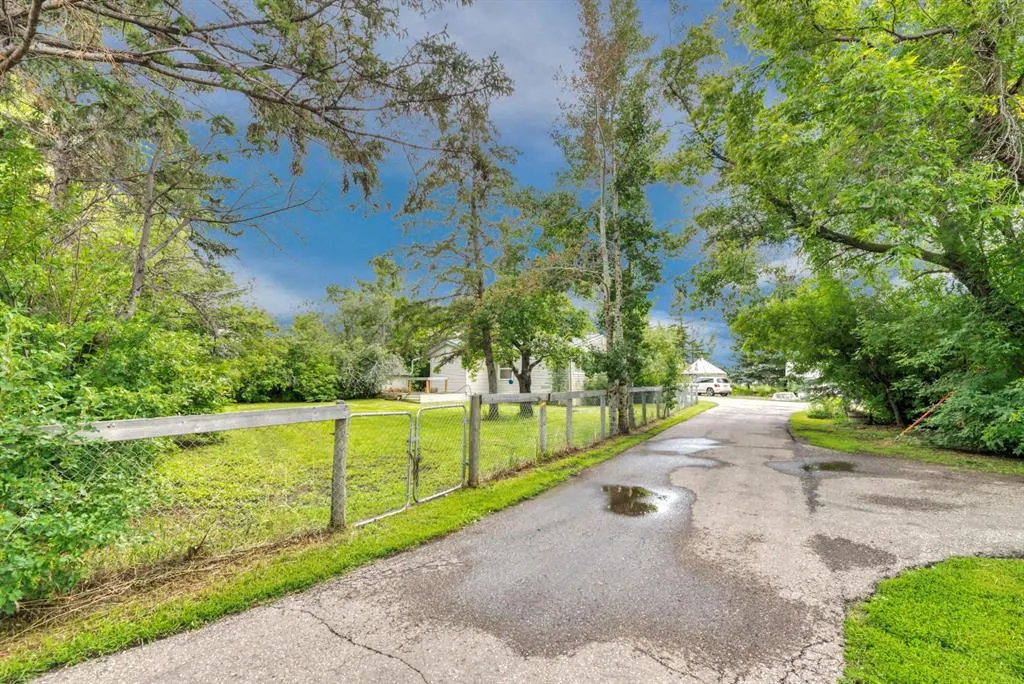 338067 1067 Drive E, #10