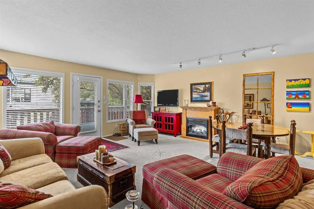 717 7th Street E, #4