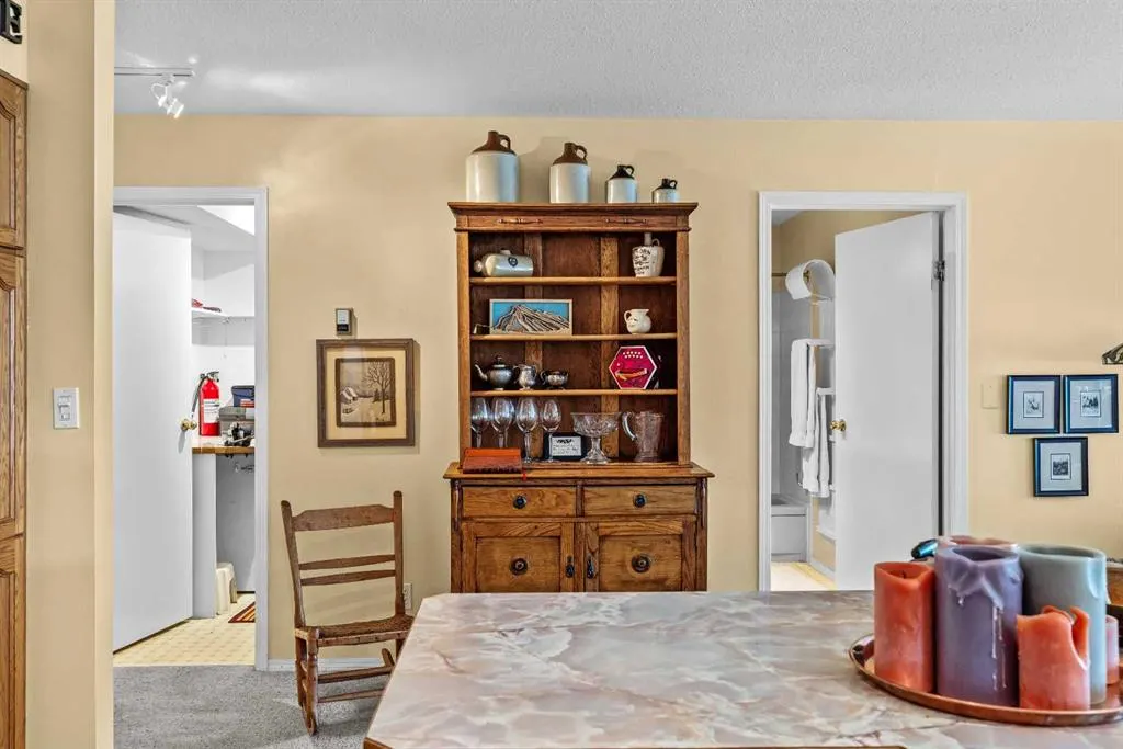 717 7th Street E, #4