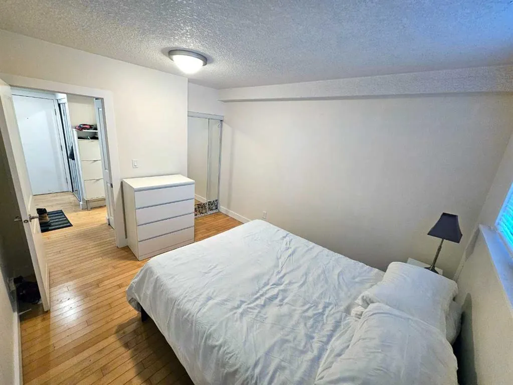 934 2 Avenue NW, #205