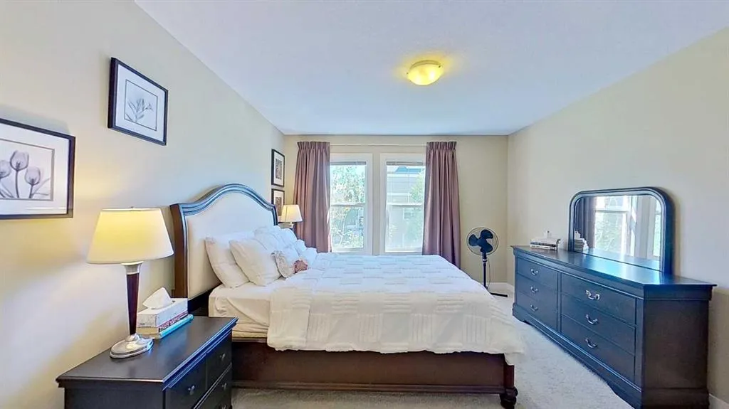 1304 Evanston Square NW