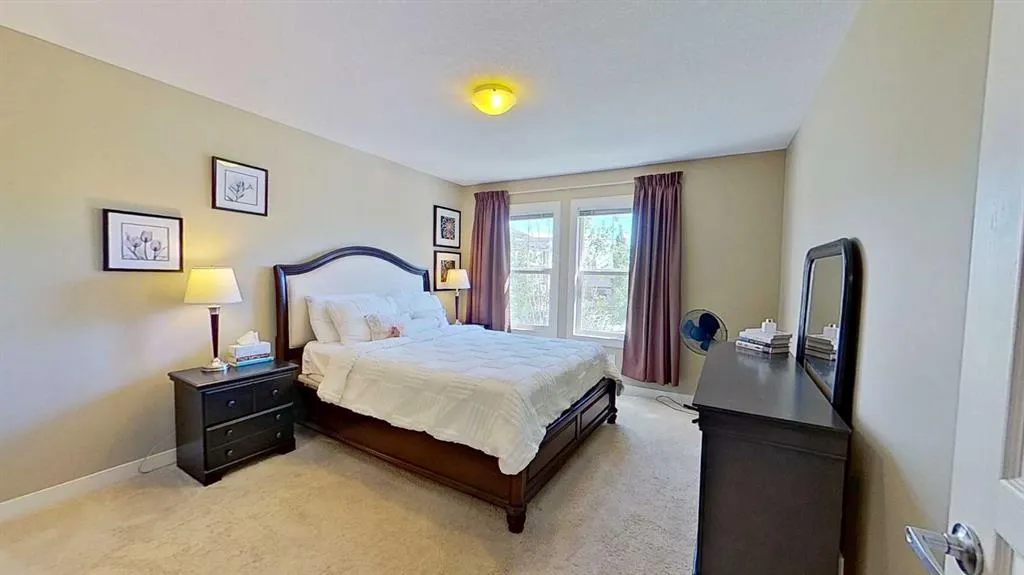 1304 Evanston Square NW