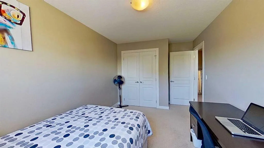 1304 Evanston Square NW