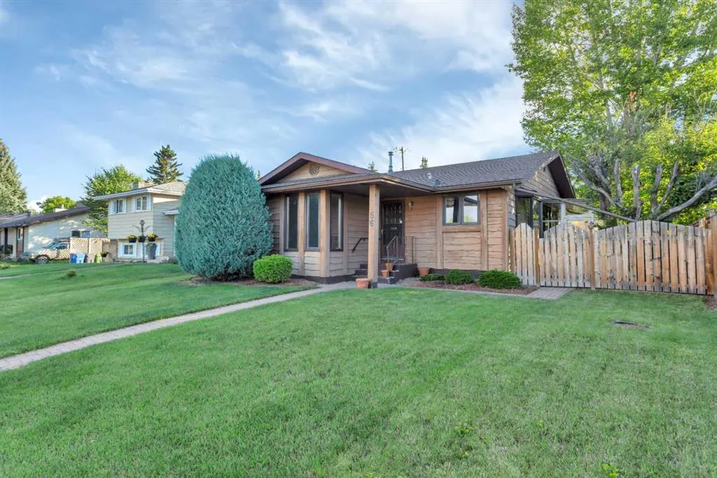 56 Haliburton Crescent