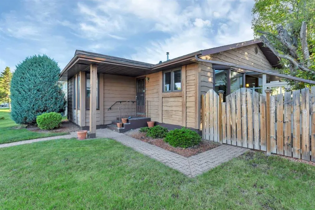 56 Haliburton Crescent