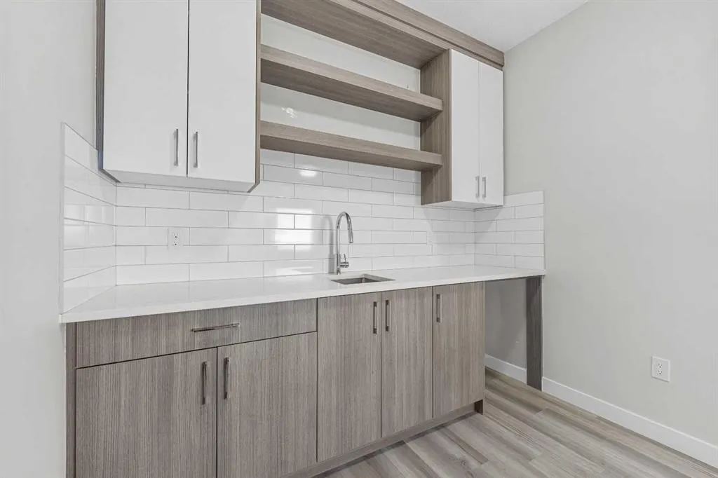110 Red Sky Villas NE