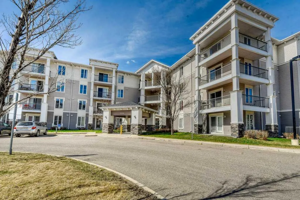 333 Taravista Drive NE, #1115