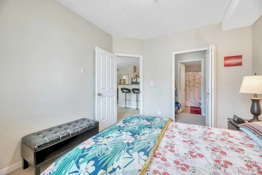 333 Taravista Drive NE, #1115