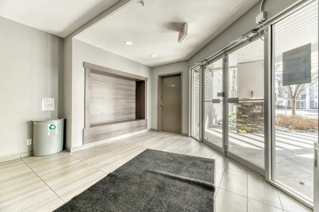 333 Taravista Drive NE, #1115