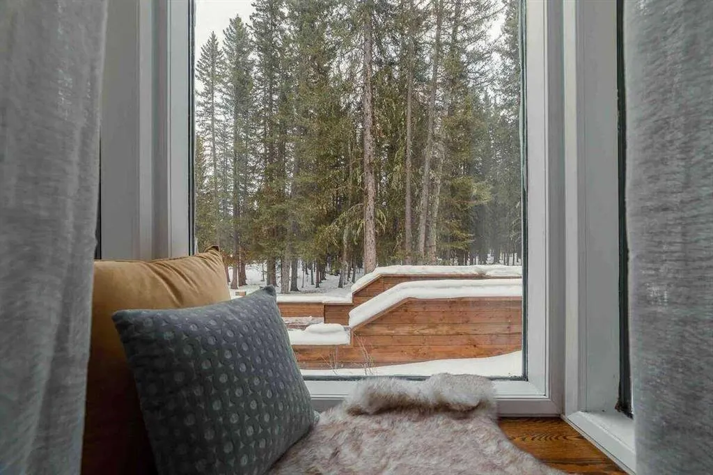 89 Mountain Lion Place