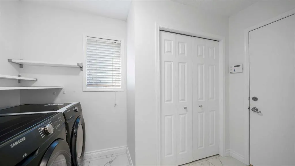 306 Long Beach Landing