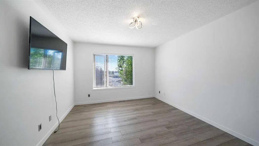 306 Long Beach Landing