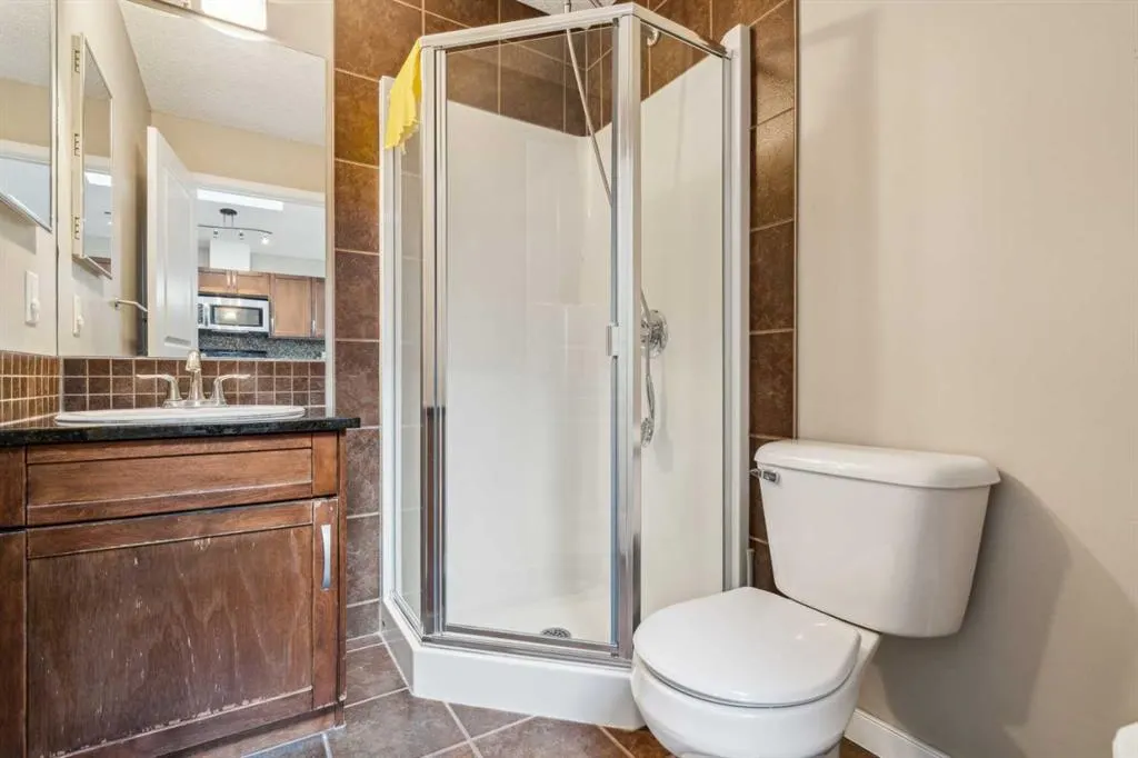 22 Auburn Bay View SE