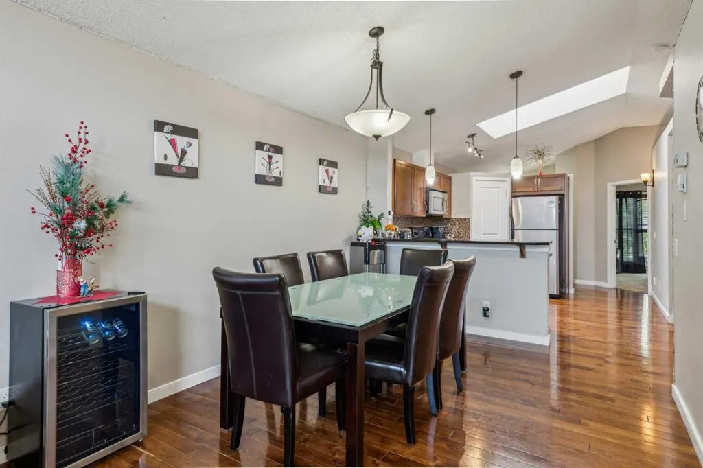 22 Auburn Bay View SE