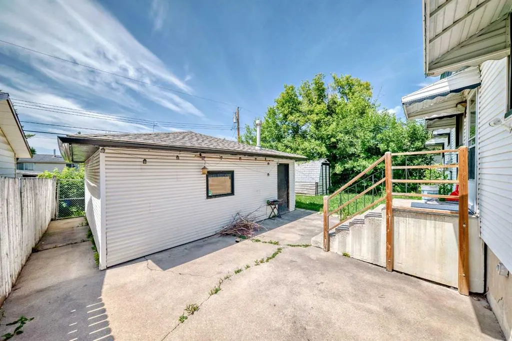 627 Fortalice Crescent SE