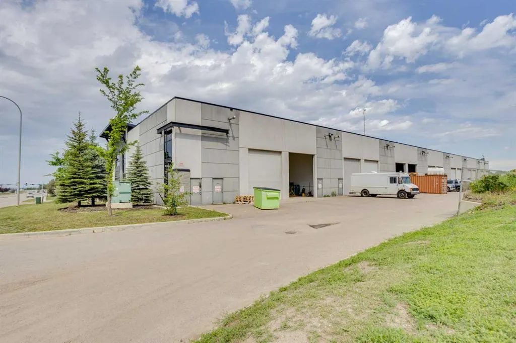 400 Mackenzie Boulevard, #104