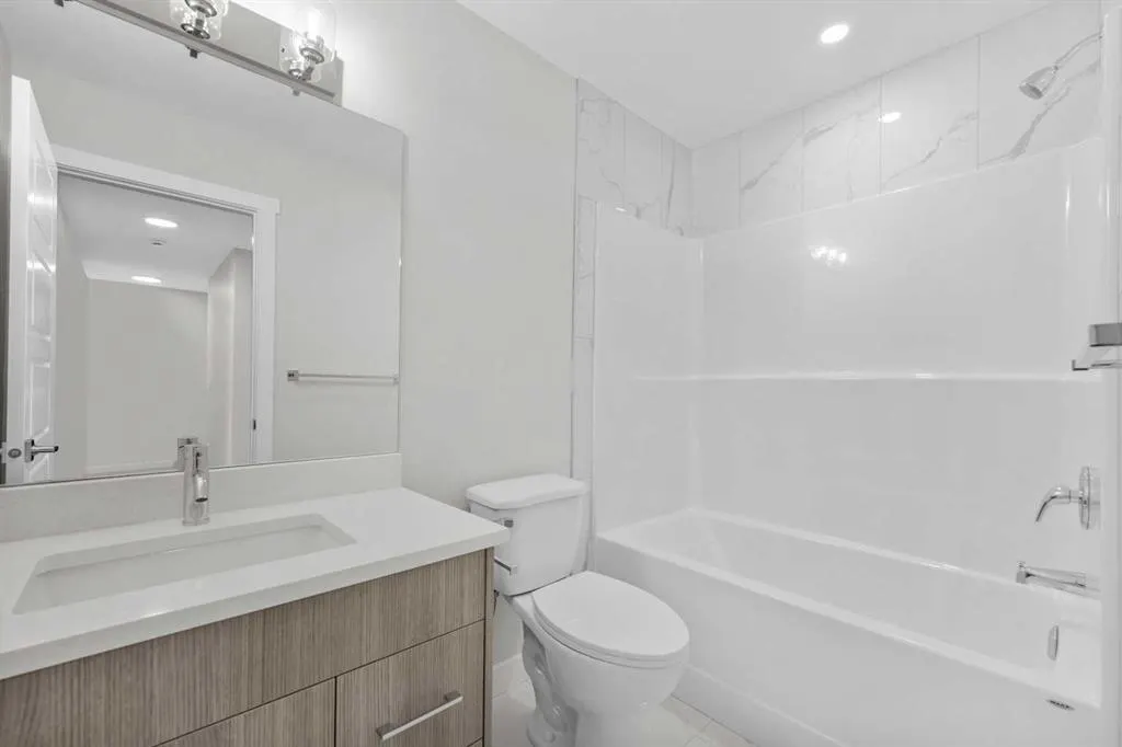 828 Red Sky Villas NE