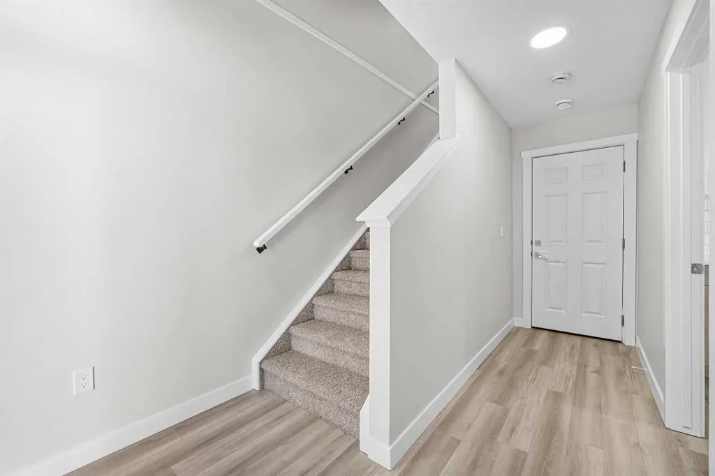 42 Red Sky Manor NE