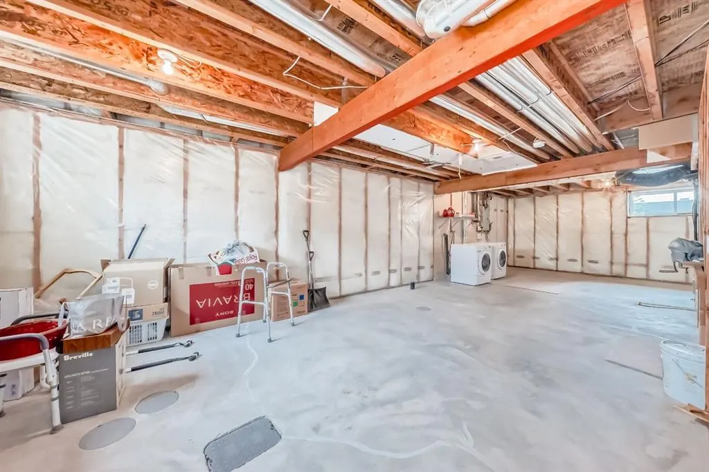 249 Elgin Meadows Park SE