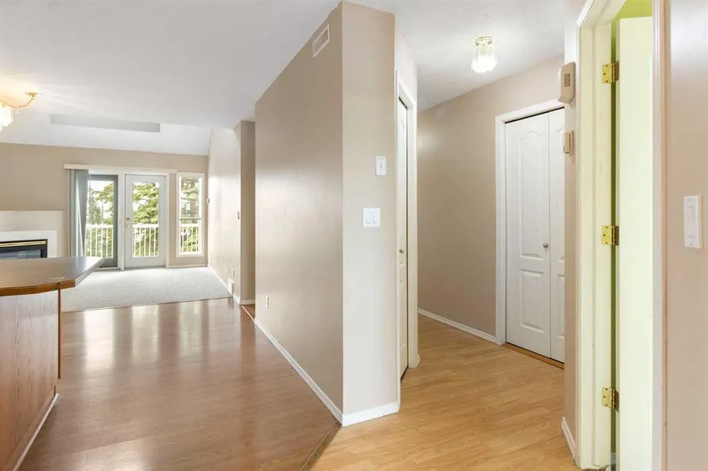 5220 50A Avenue, #605