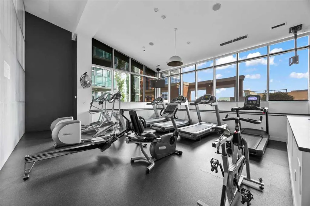 1410 1 Street SE, #808