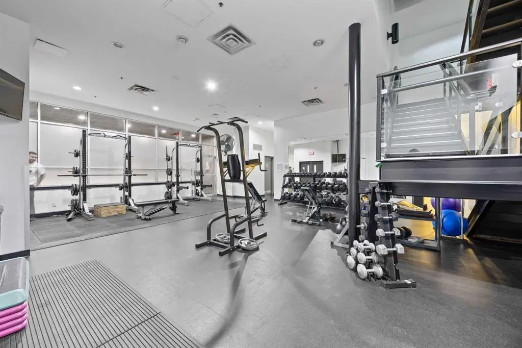 1410 1 Street SE, #808