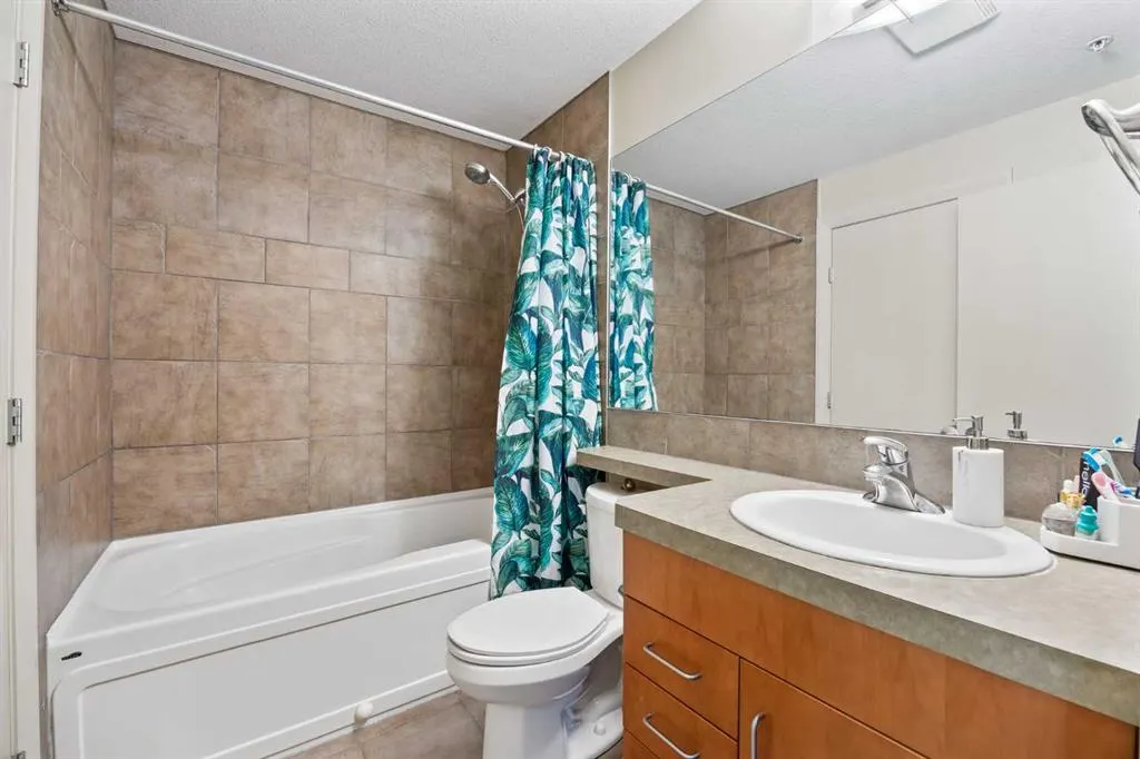 1410 1 Street SE, #808