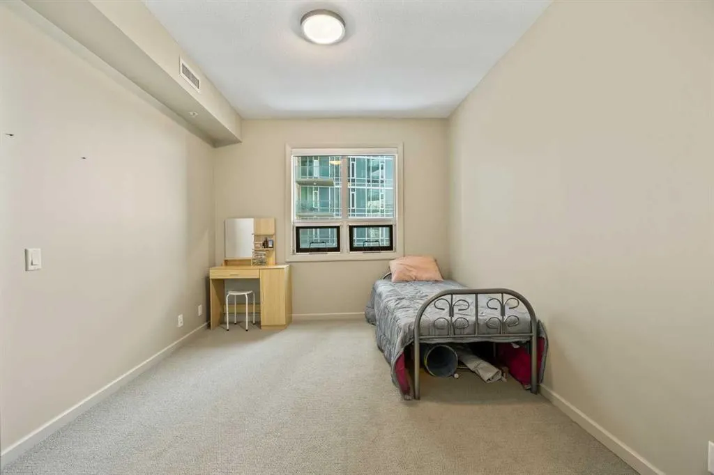 1410 1 Street SE, #808