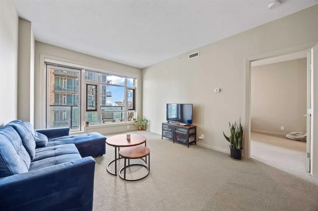 1410 1 Street SE, #808