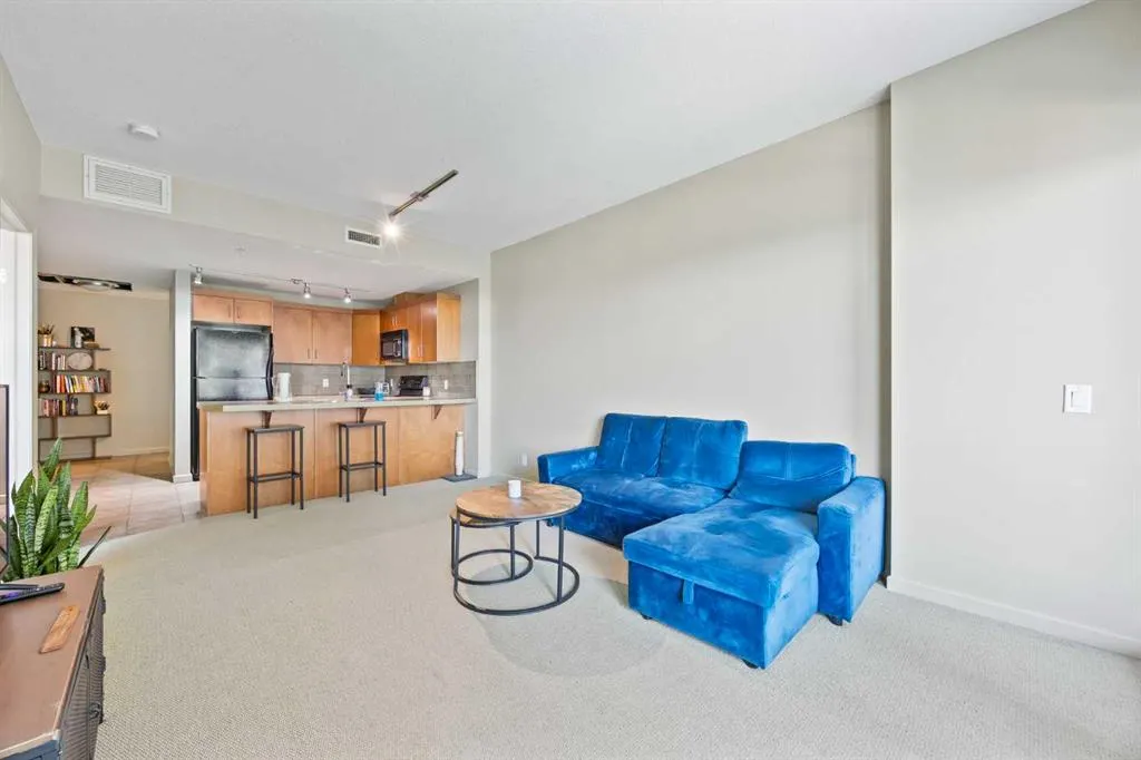 1410 1 Street SE, #808