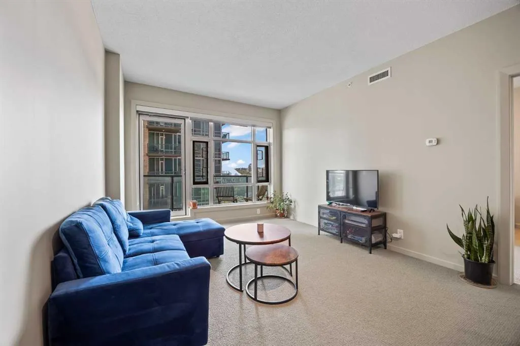 1410 1 Street SE, #808