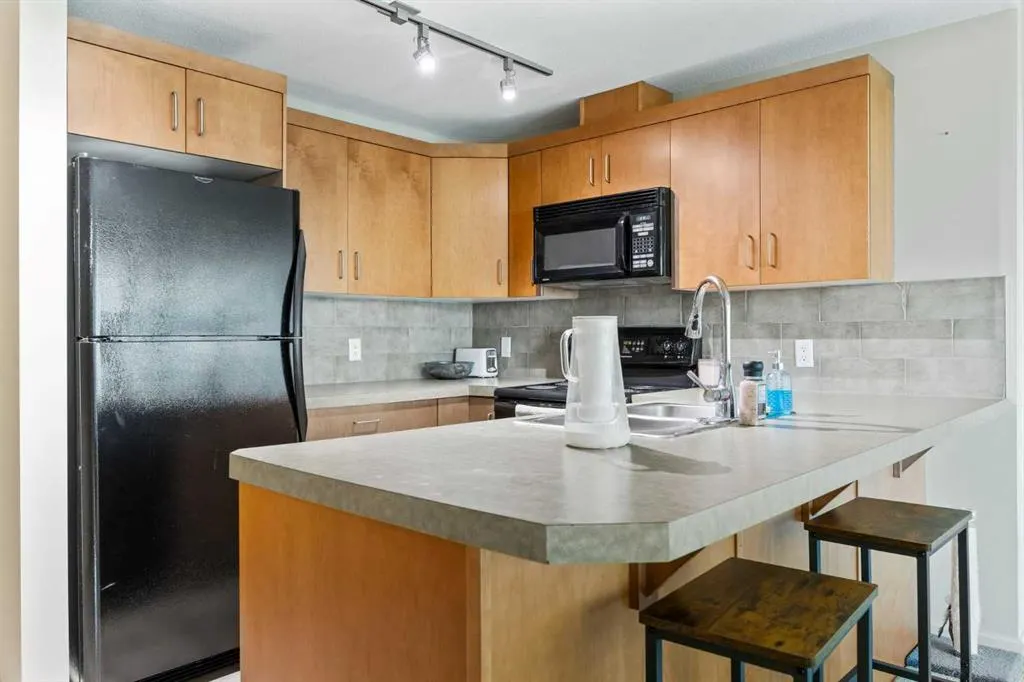 1410 1 Street SE, #808