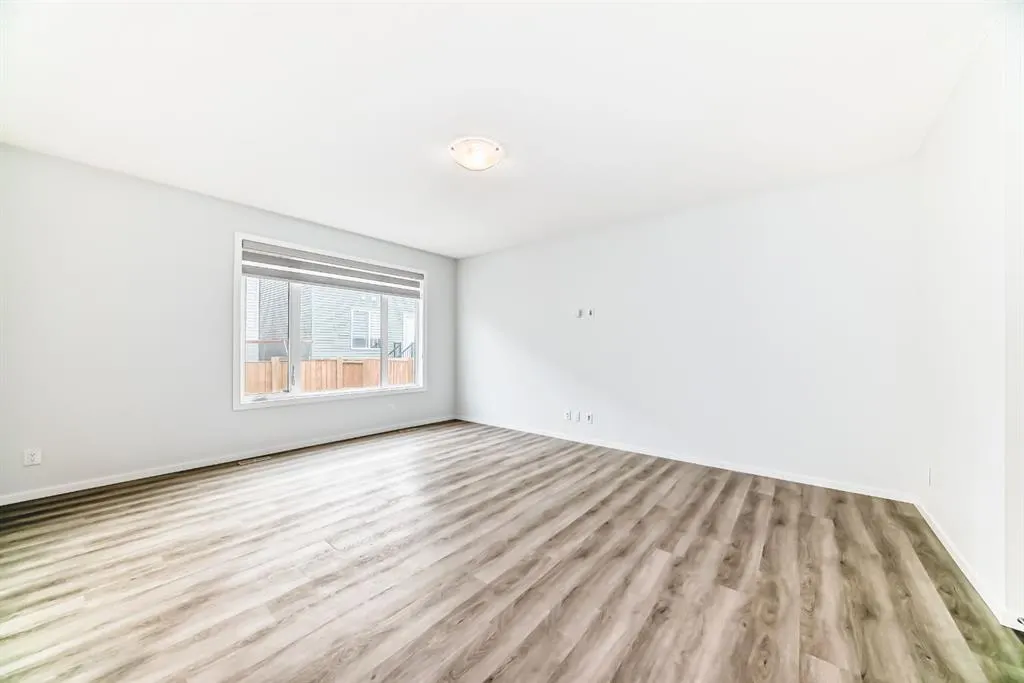 140 Carringham Road NW