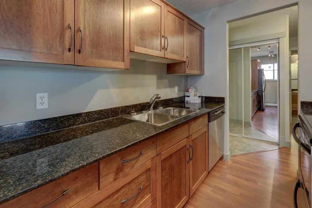 931 2 Avenue NW, #301