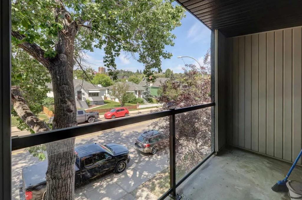 931 2 Avenue NW, #301