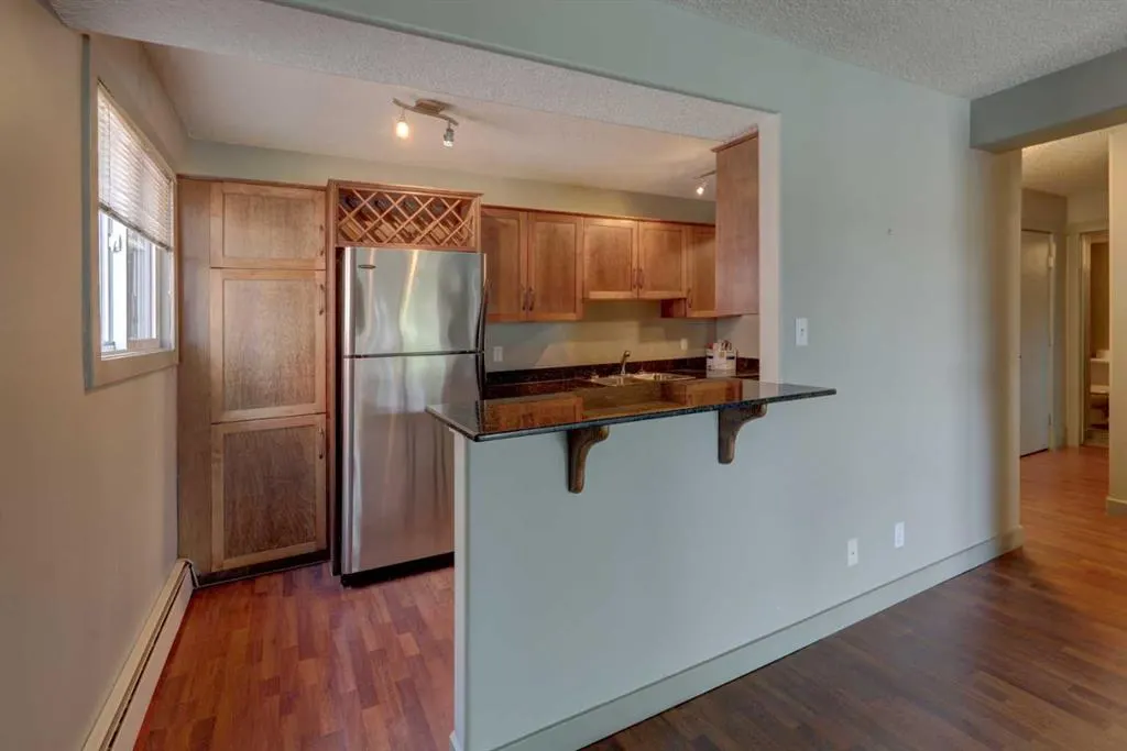 931 2 Avenue NW, #301
