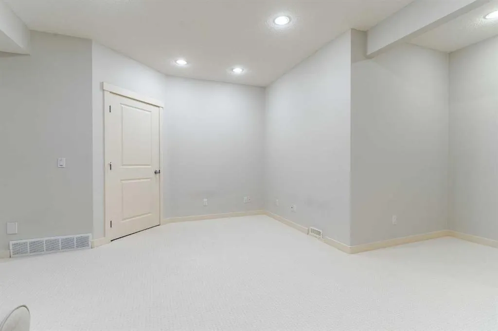 71 Elgin Terrace SE